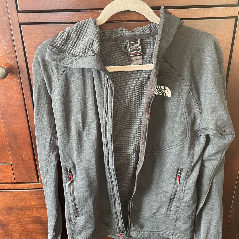 The north face summit series zip up. Size small.
